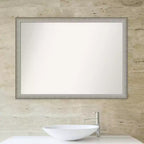 Specchio da parete con cornice sottile in peltro, singolo, 41"x30"