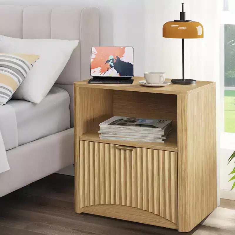 Comodino scanalato in rovere naturale con cassetto, per 1 persona, set da 2