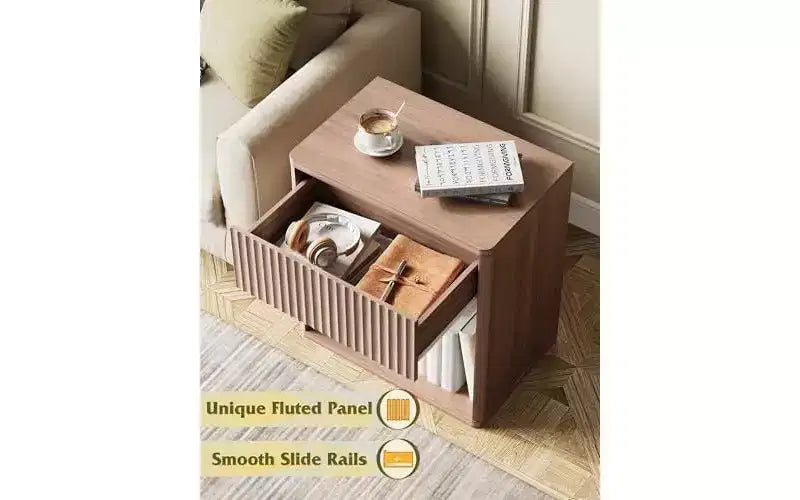 Comodino Marrone / Bianco con Scanalature, Cassetto e Ripiano Aperto, Montaggio per 1 Persona