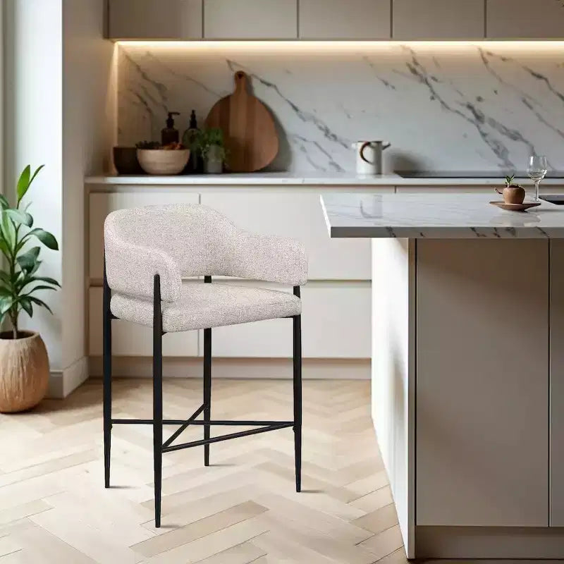 Sgabello da bancone di media altezza imbottito in tessuto beige/cognac/crema con braccioli, set da 2